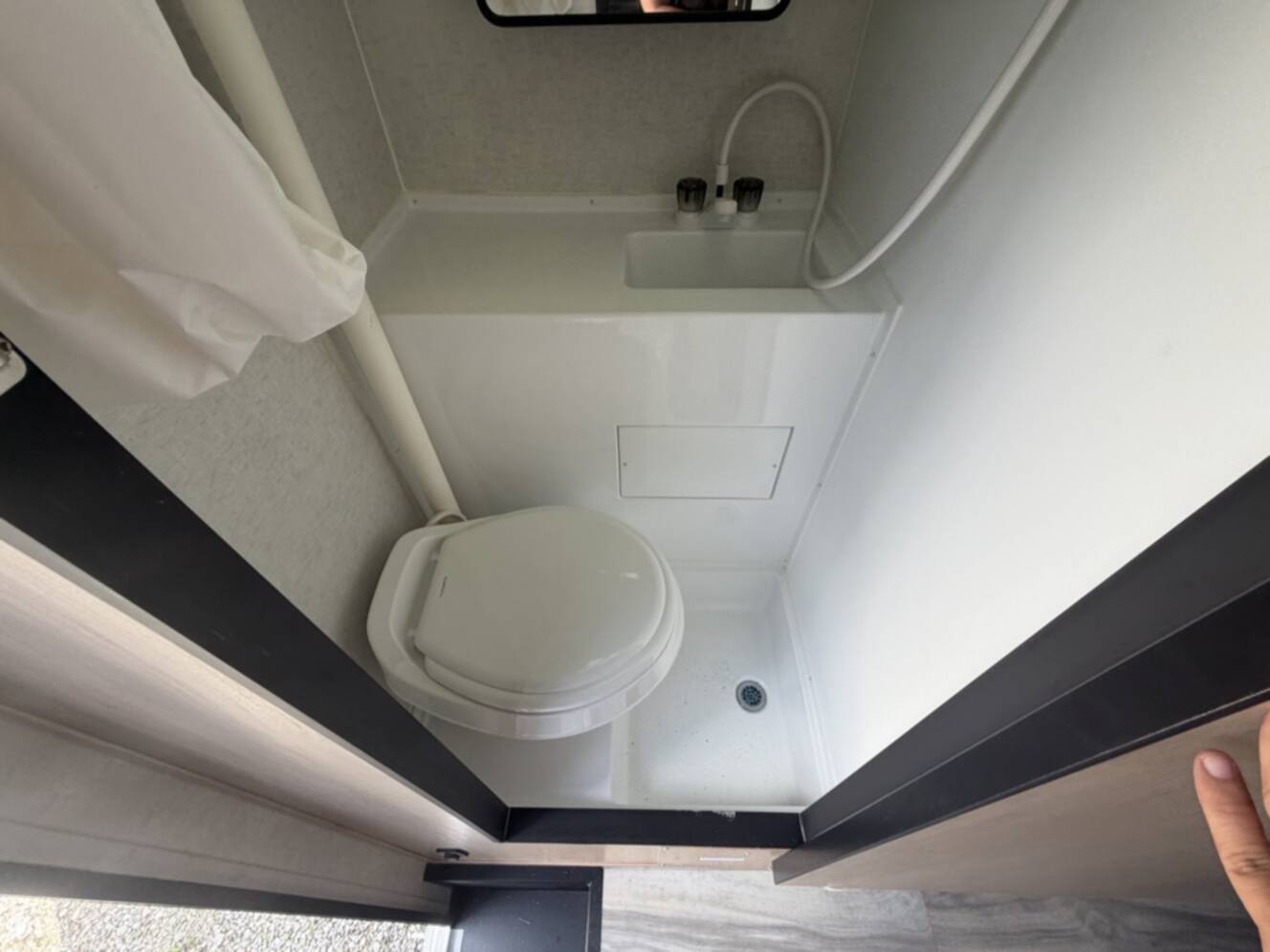 A photo of this 2026 Travel Lite UP COUNTRY 850U