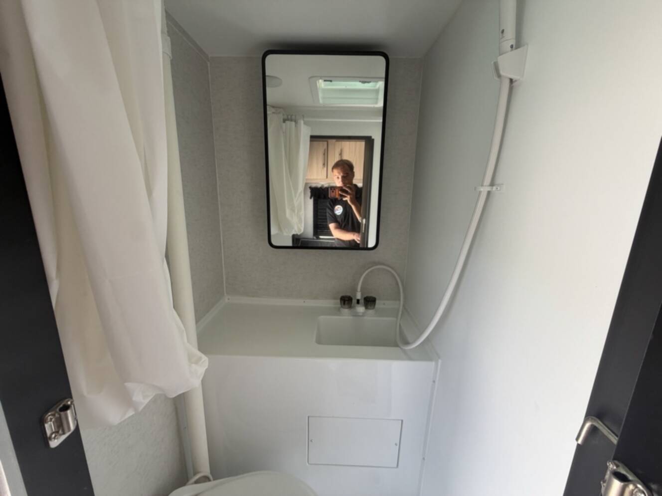 A photo of this 2026 Travel Lite UP COUNTRY 850U
