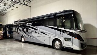 2020 TIFFIN MOTORHOMES PHAETON 37 BH