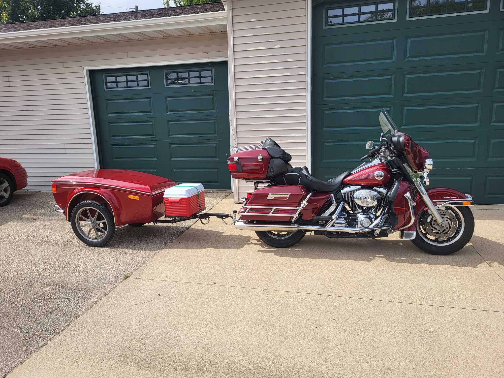 2001 Harley-Davidson ELECTRA GLIDE ULTRA CLASSIC FLHTCU Touring motorcycle