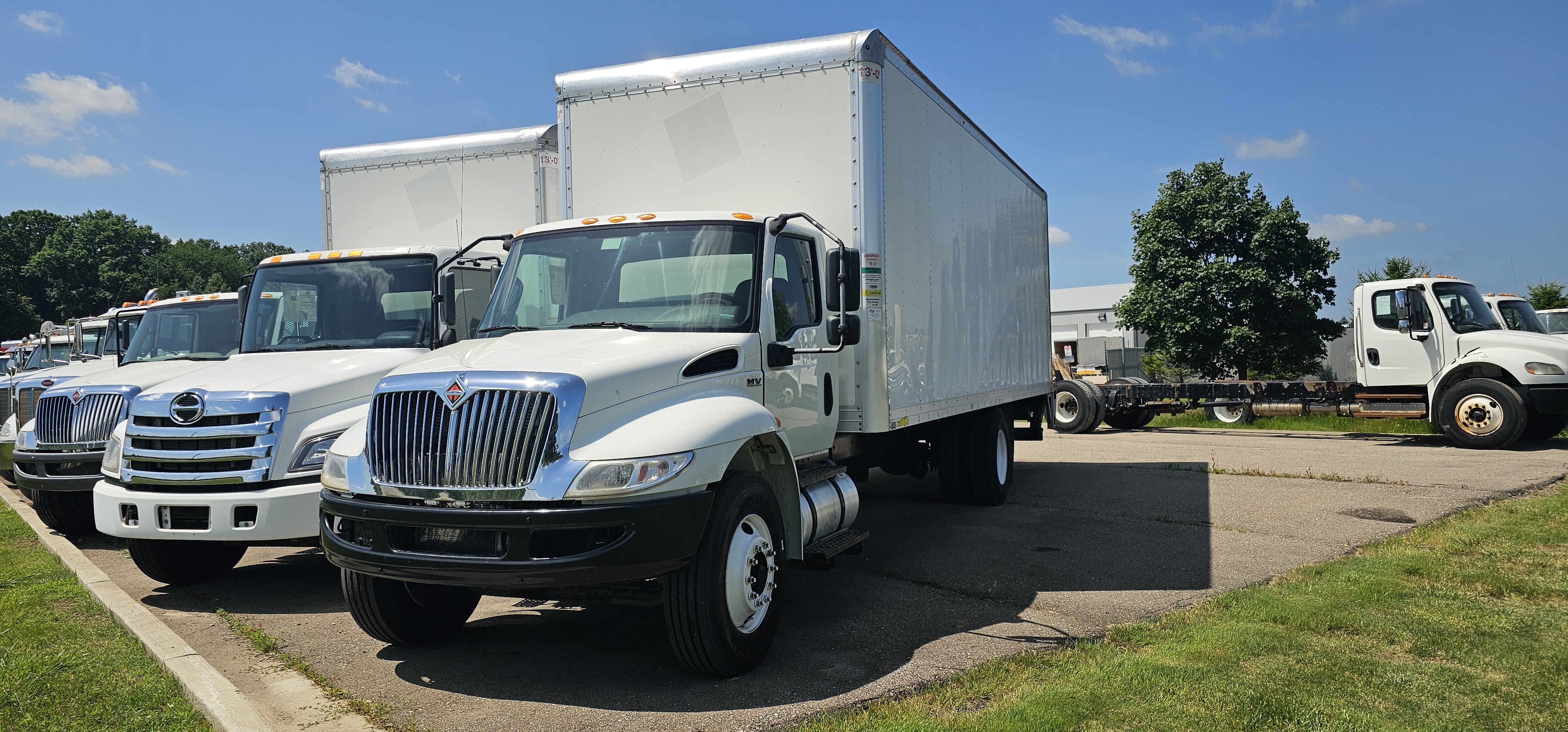 2020 INTERNATIONAL MV607 in Almont, MI