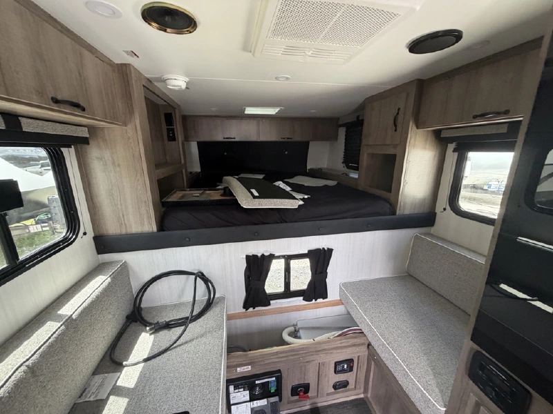 2026 TRAVEL LITE UP COUNTRY 775 U