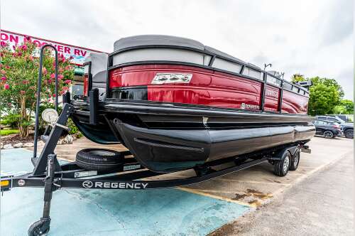 2022 Regency R230 DL3 in la marque TX