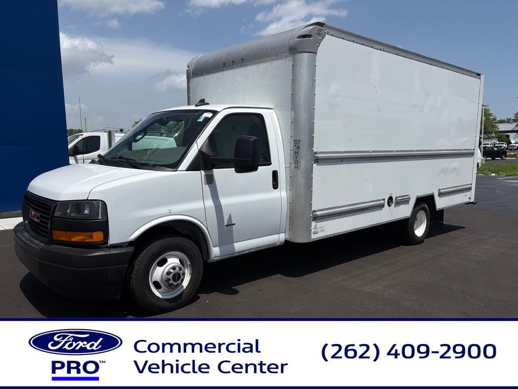 2022 GMC SAVANA in Menomonee Falls, WI