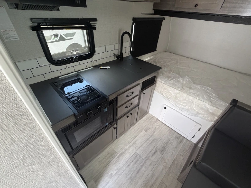 2027 TRAILMANOR TM 16