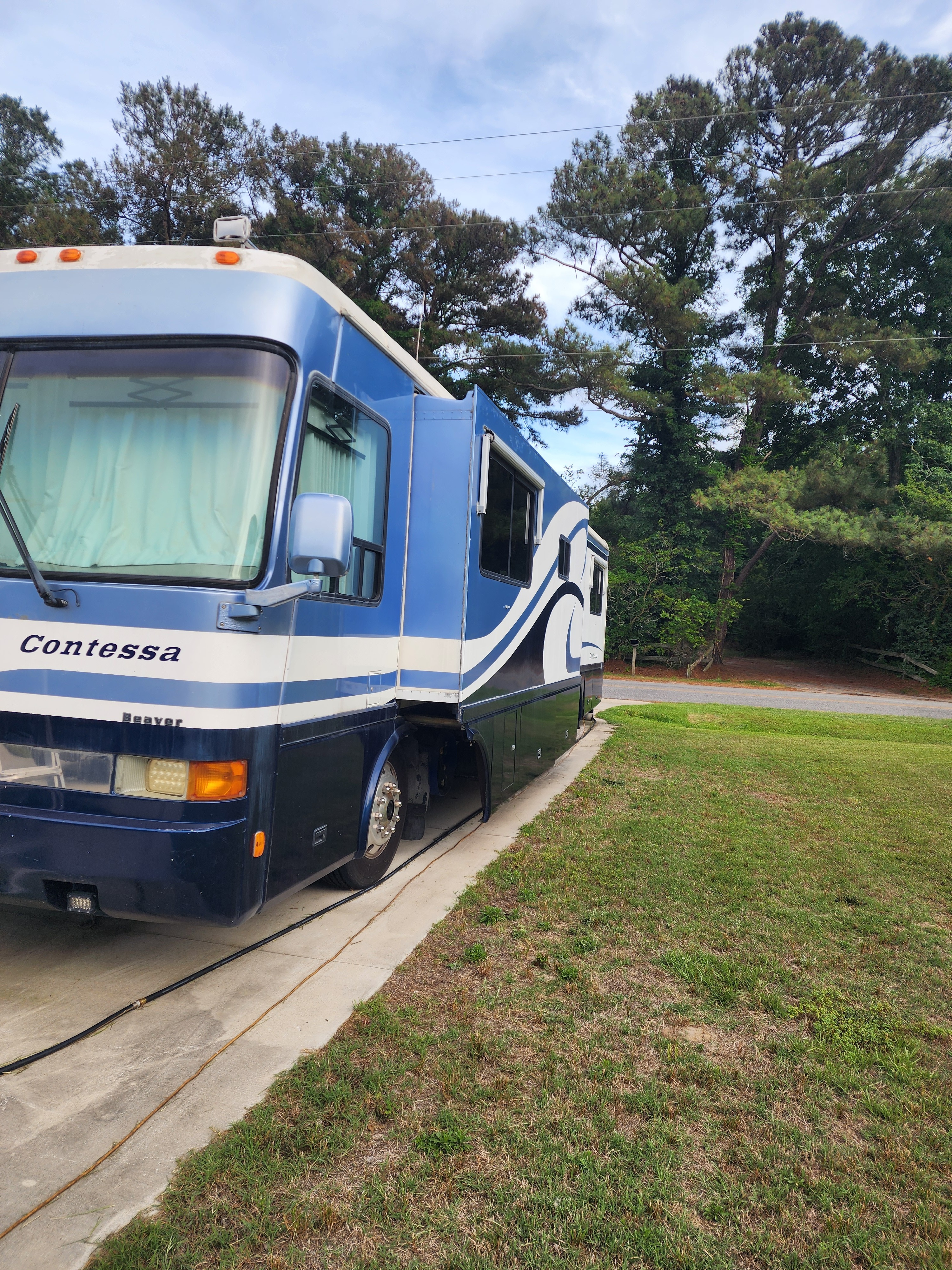 1999 Beaver CONTESSA 40' in powells point NC