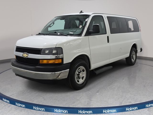 2022 CHEVROLET Express 2500 in Maple Shade, NJ