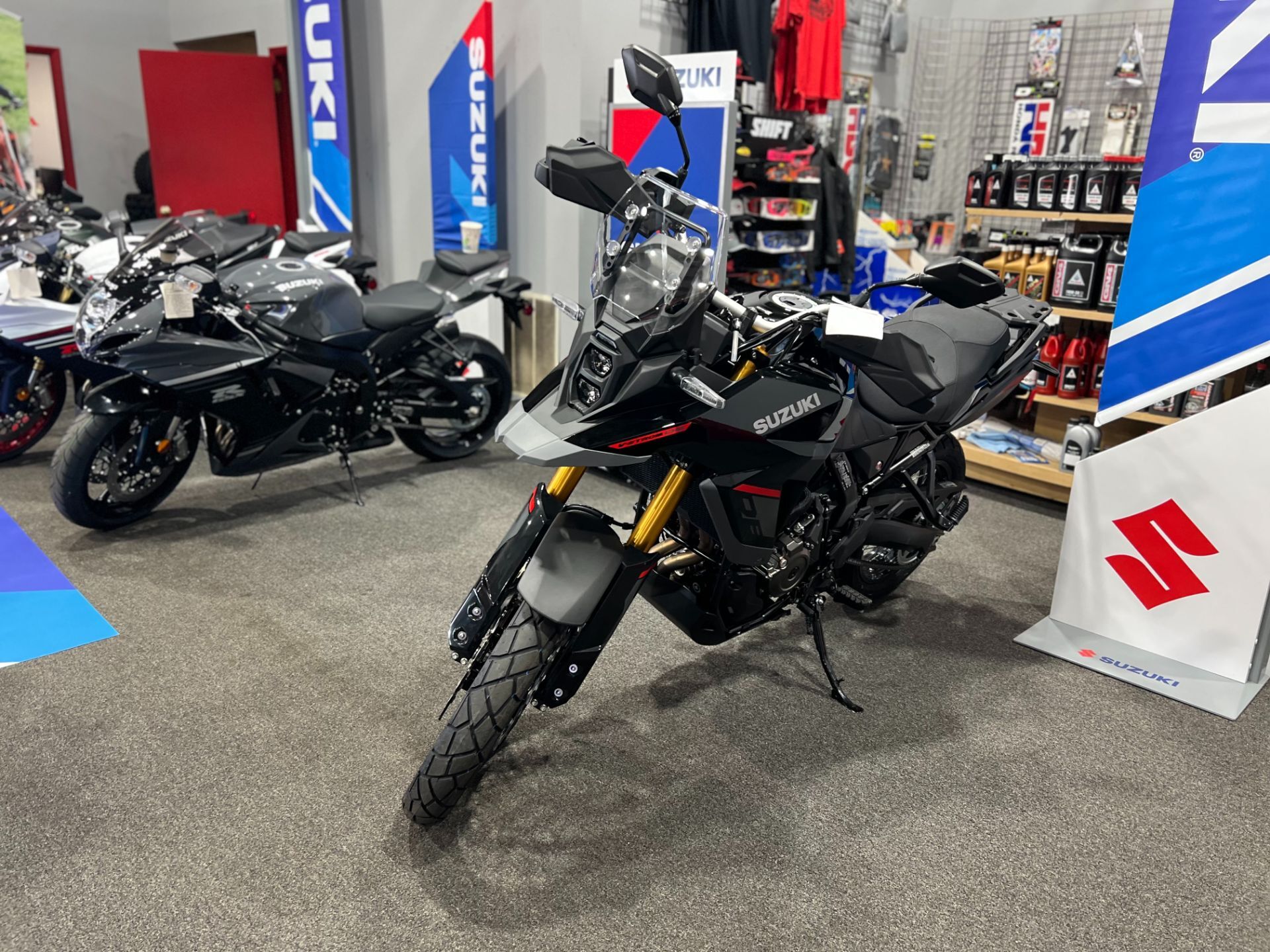 2025 Suzuki V-Strom 800DE in moon township PA