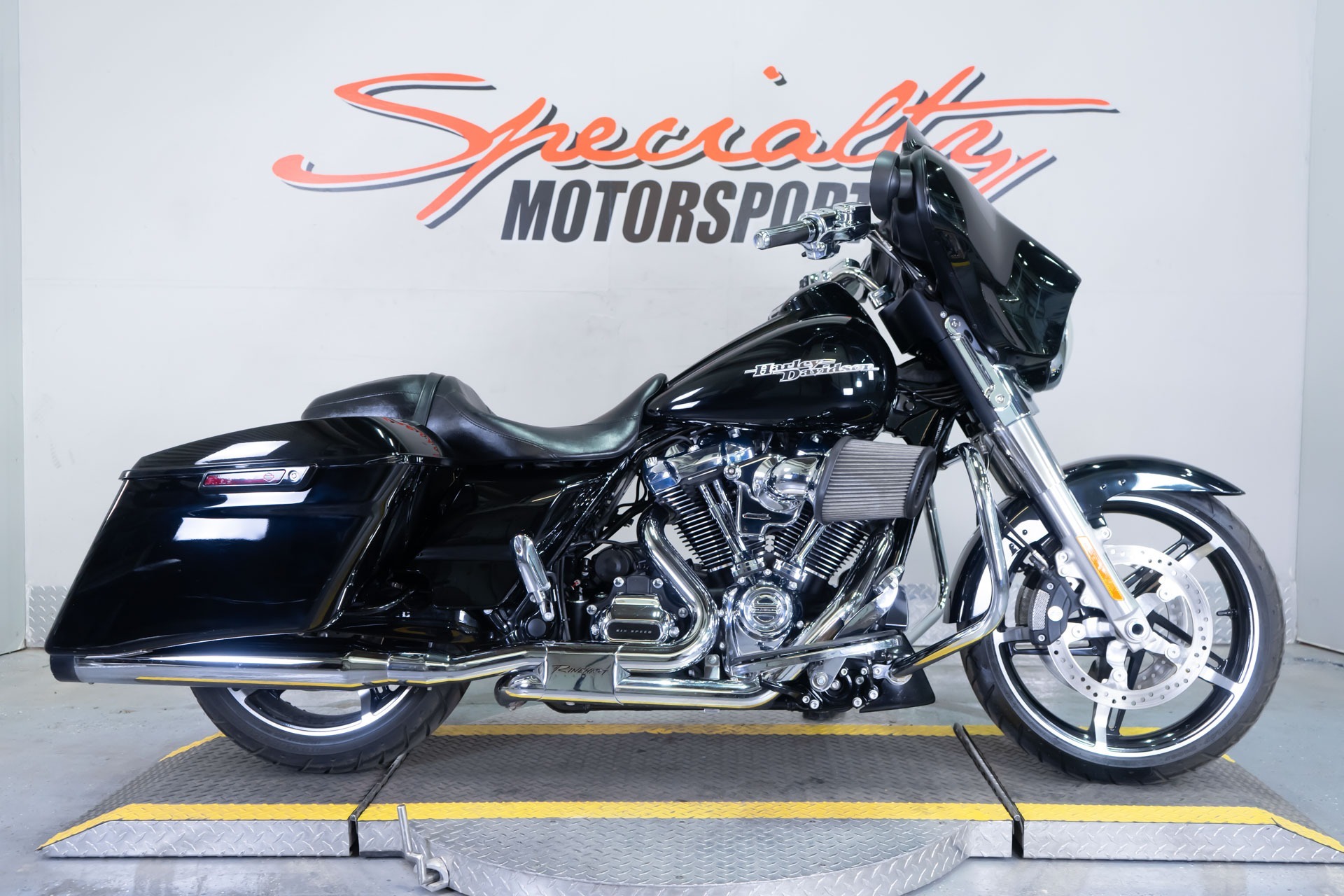 2019 Harley-Davidson Street Glide® in Sacramento, CA