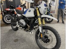 Retro BMW R12 S Café Racer Pays Tribute to the Legendary R90 S image