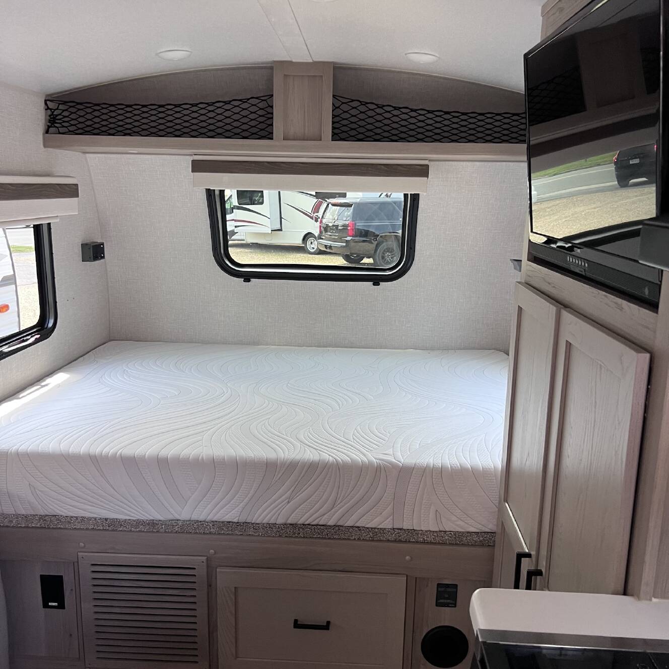 A photo of this 2023 Forest River Geo Pro 19FBS