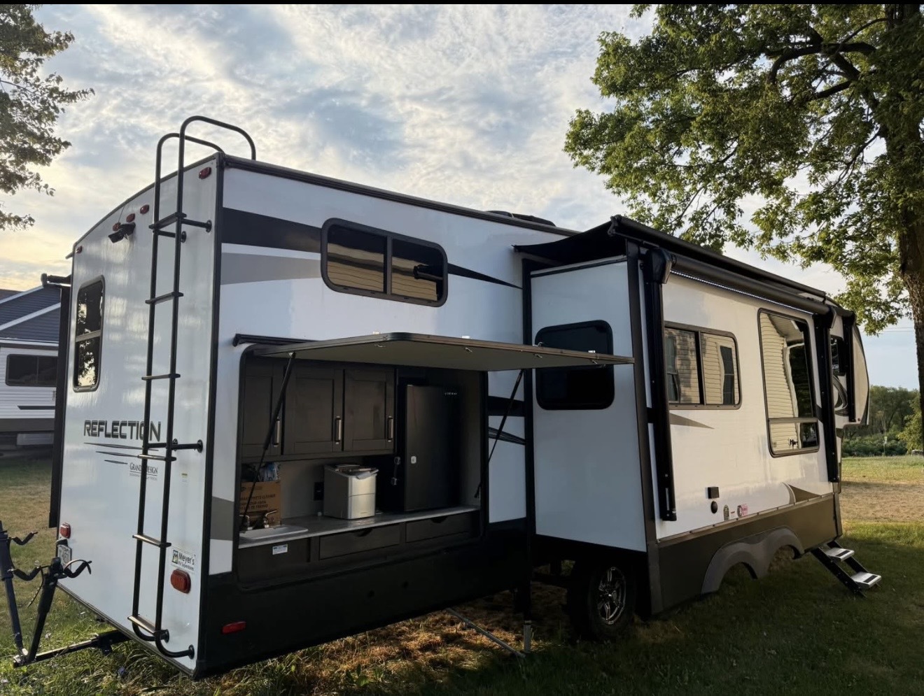 View more photos of this listing