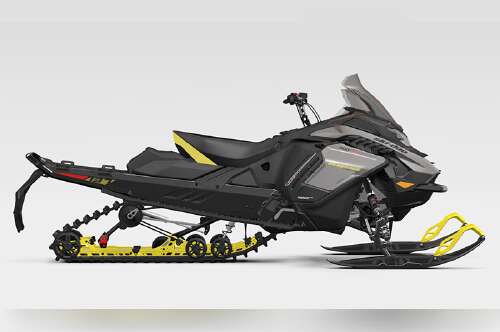 2026 Ski-Doo Renegade Adrenaline 900 ACE Turbo R ES Ripsaw 1.25 in findlay OH