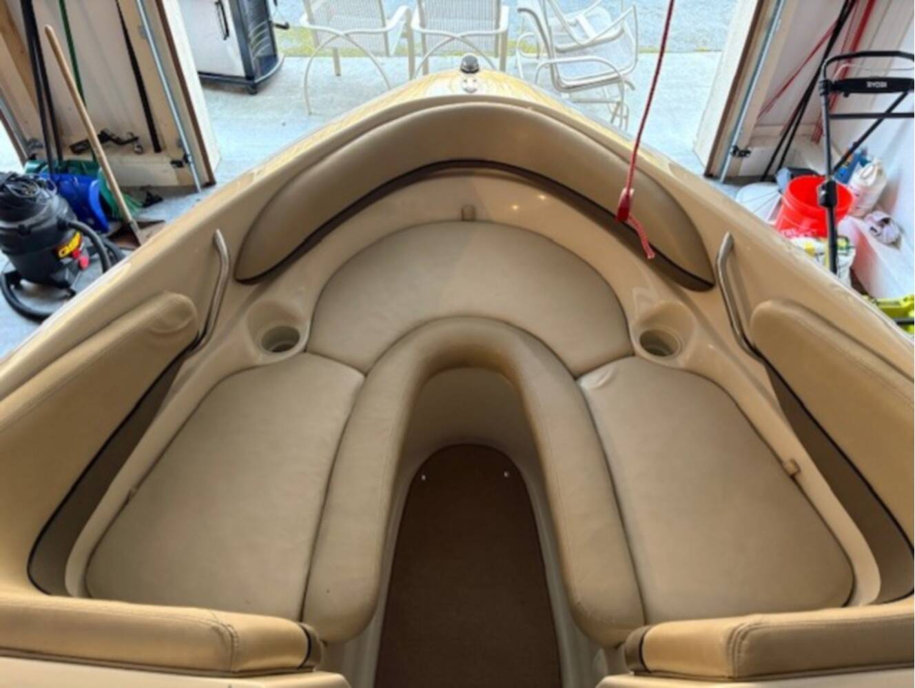 A photo of this 2003 Larson LXI 190