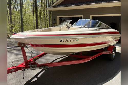 2003 Larson LXI 190 in plymouth MI