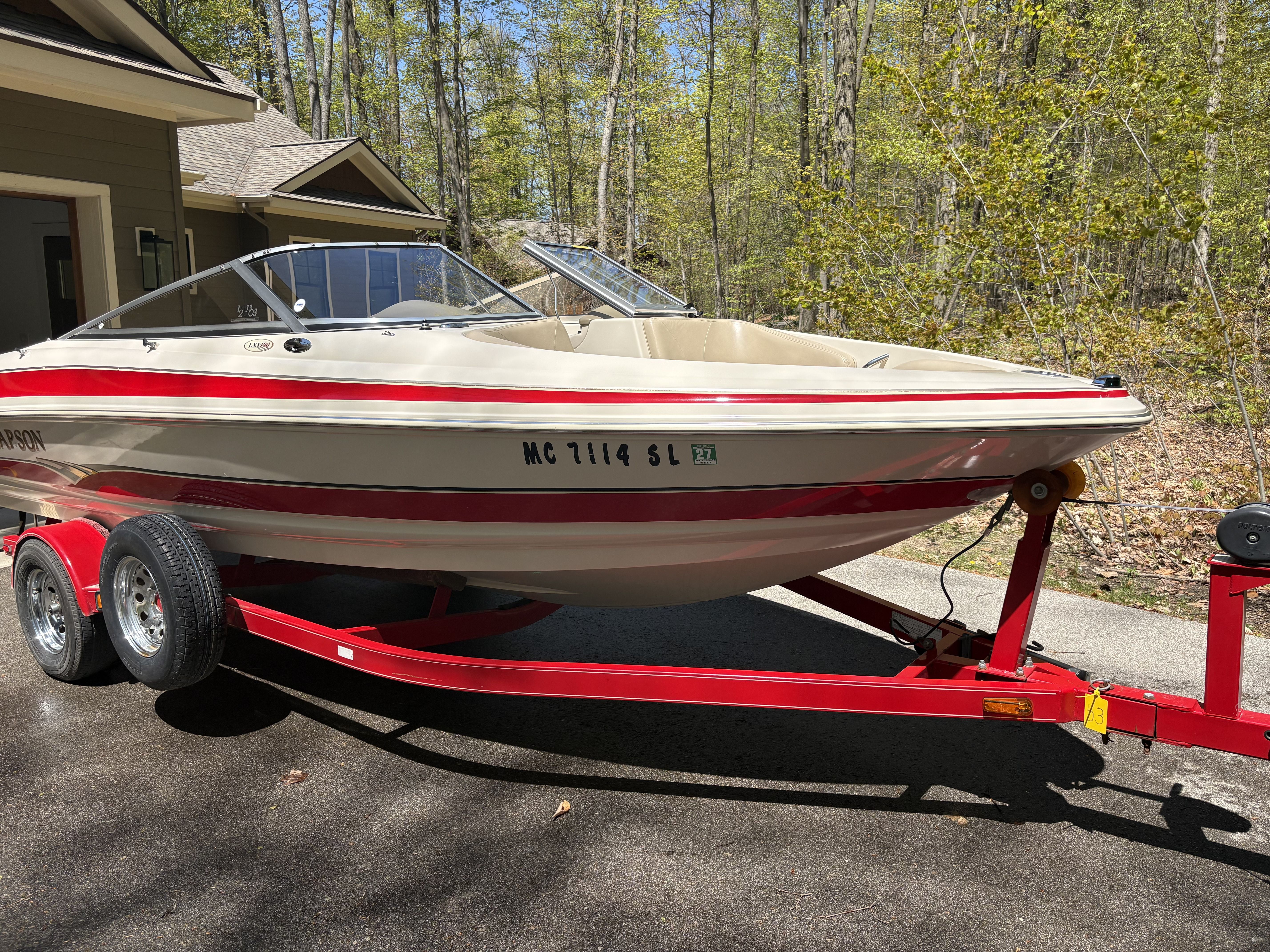 2003 Larson LXI 190 in plymouth MI