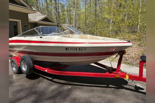 2003 Larson LXI 190 in plymouth MI