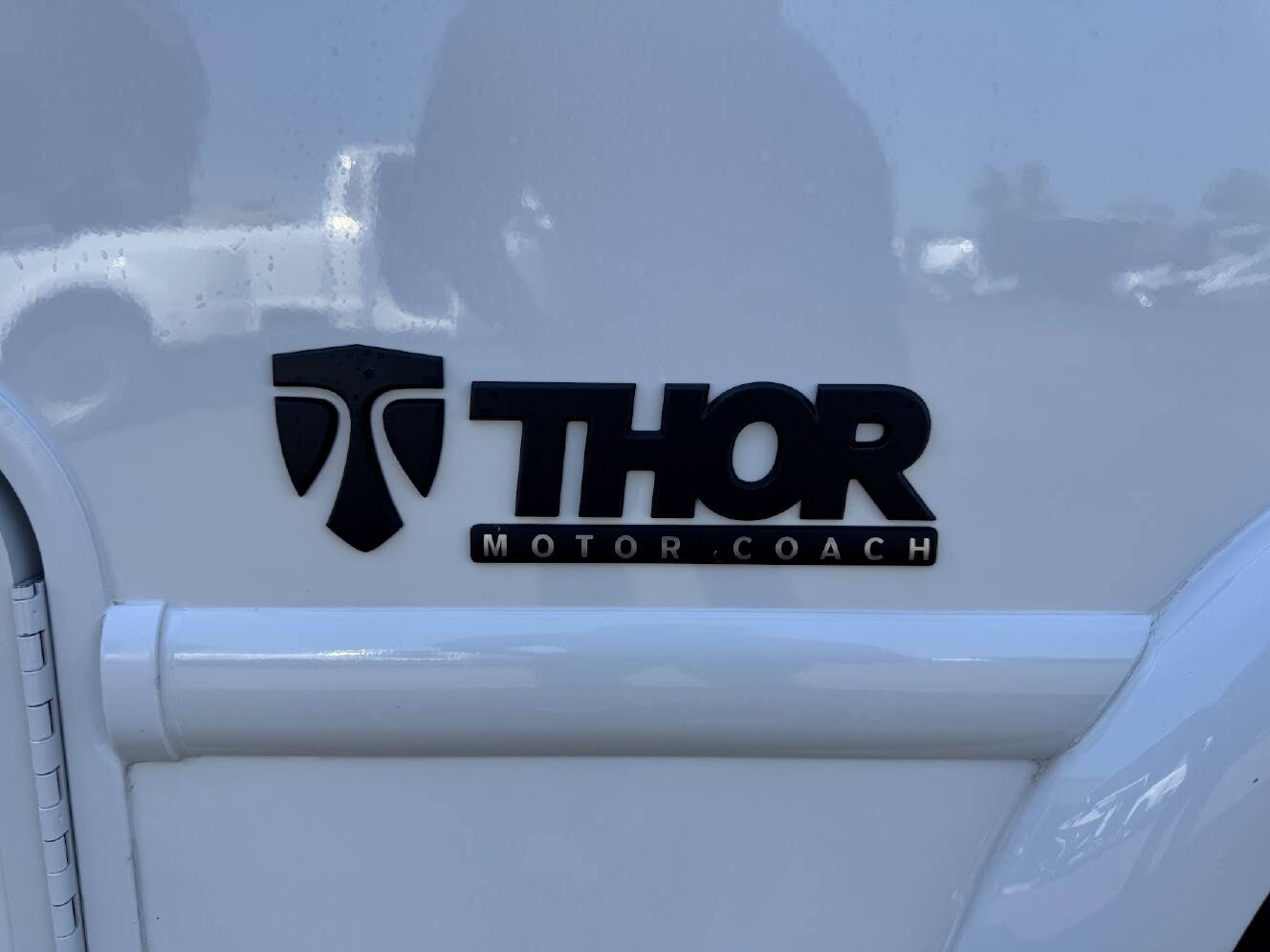 A photo of this 2027 Thor Motor Coach AXIS 26.1