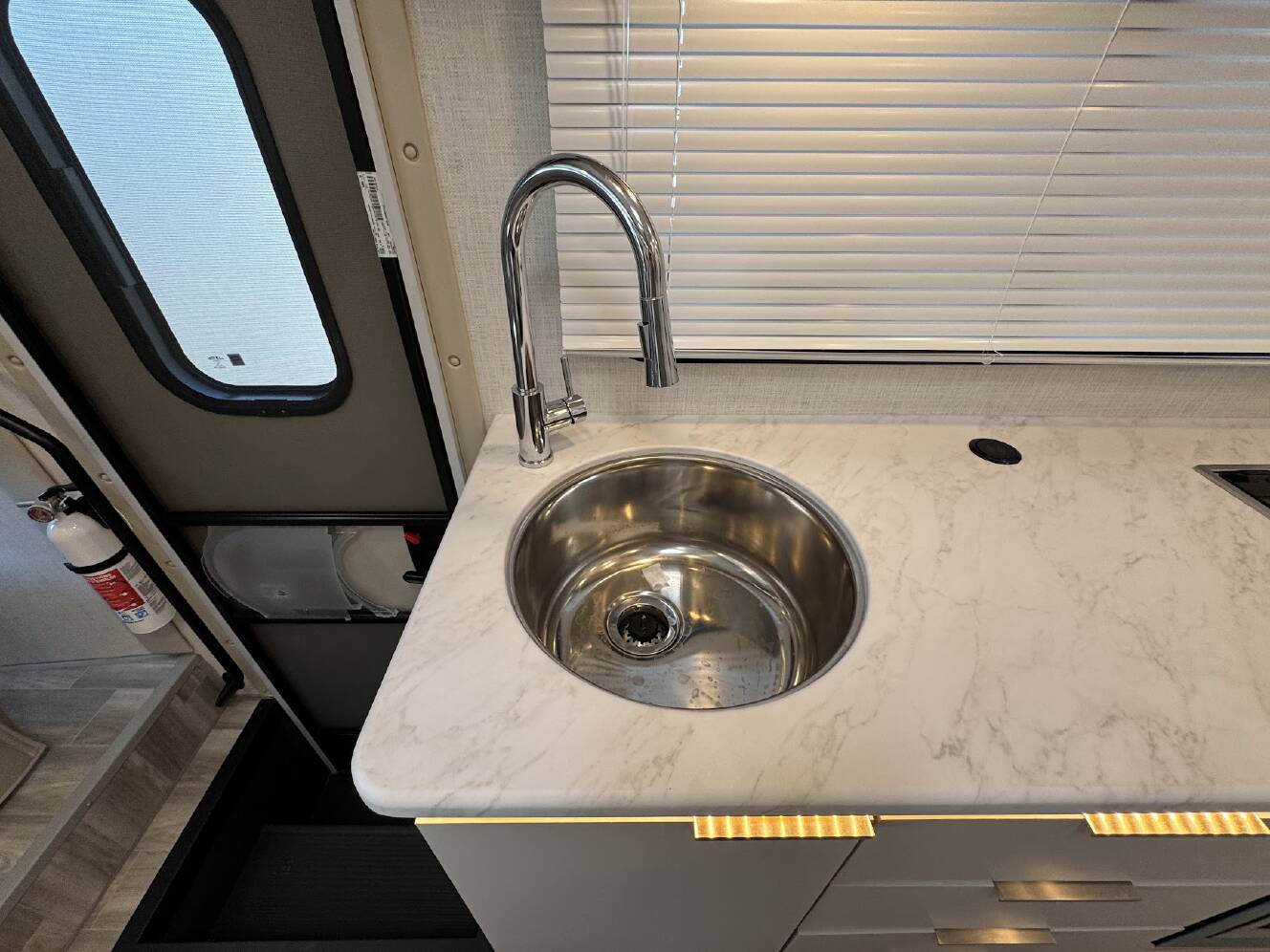 A photo of this 2027 Thor Motor Coach AXIS 26.1
