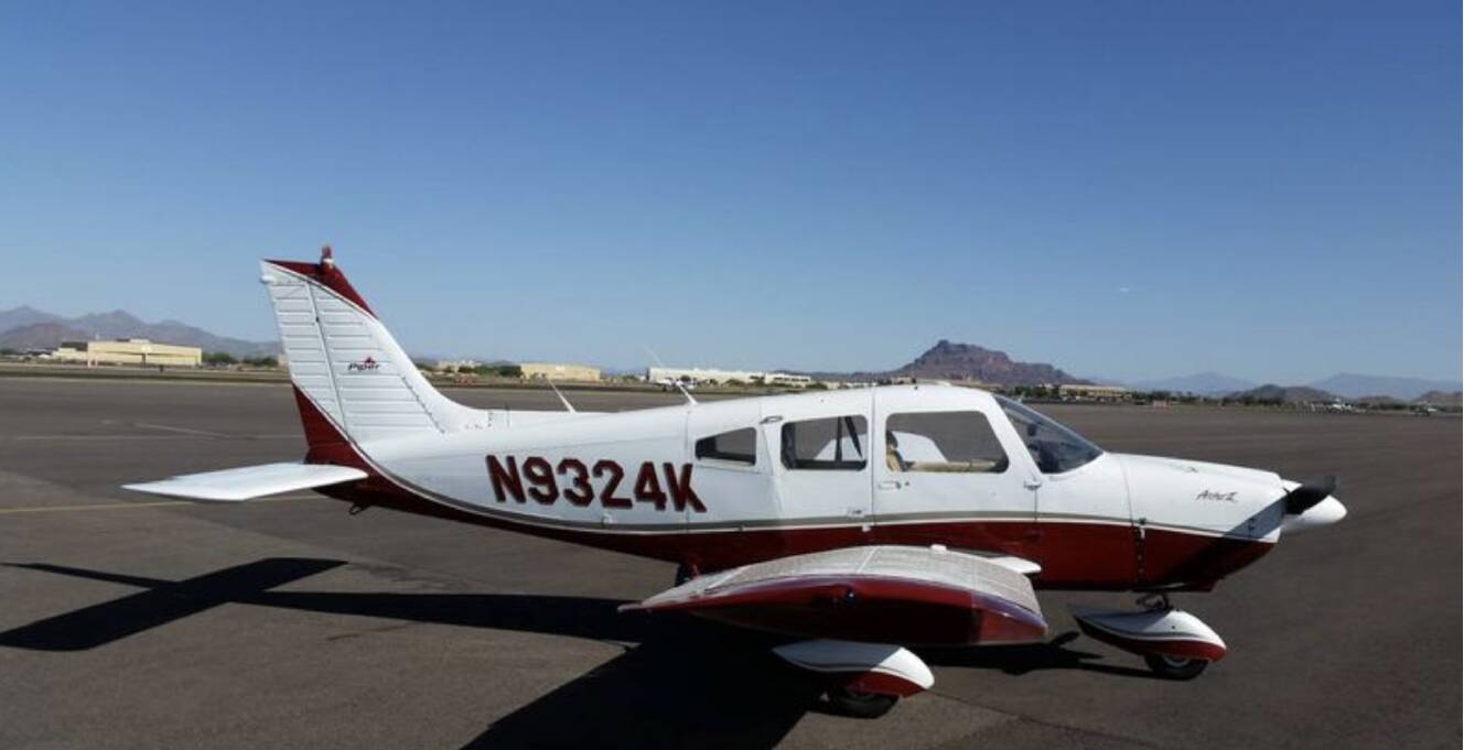A photo of this 1976 Piper Archer