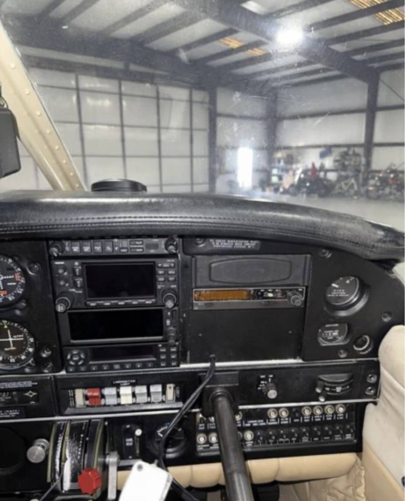 A photo of this 1976 Piper Archer
