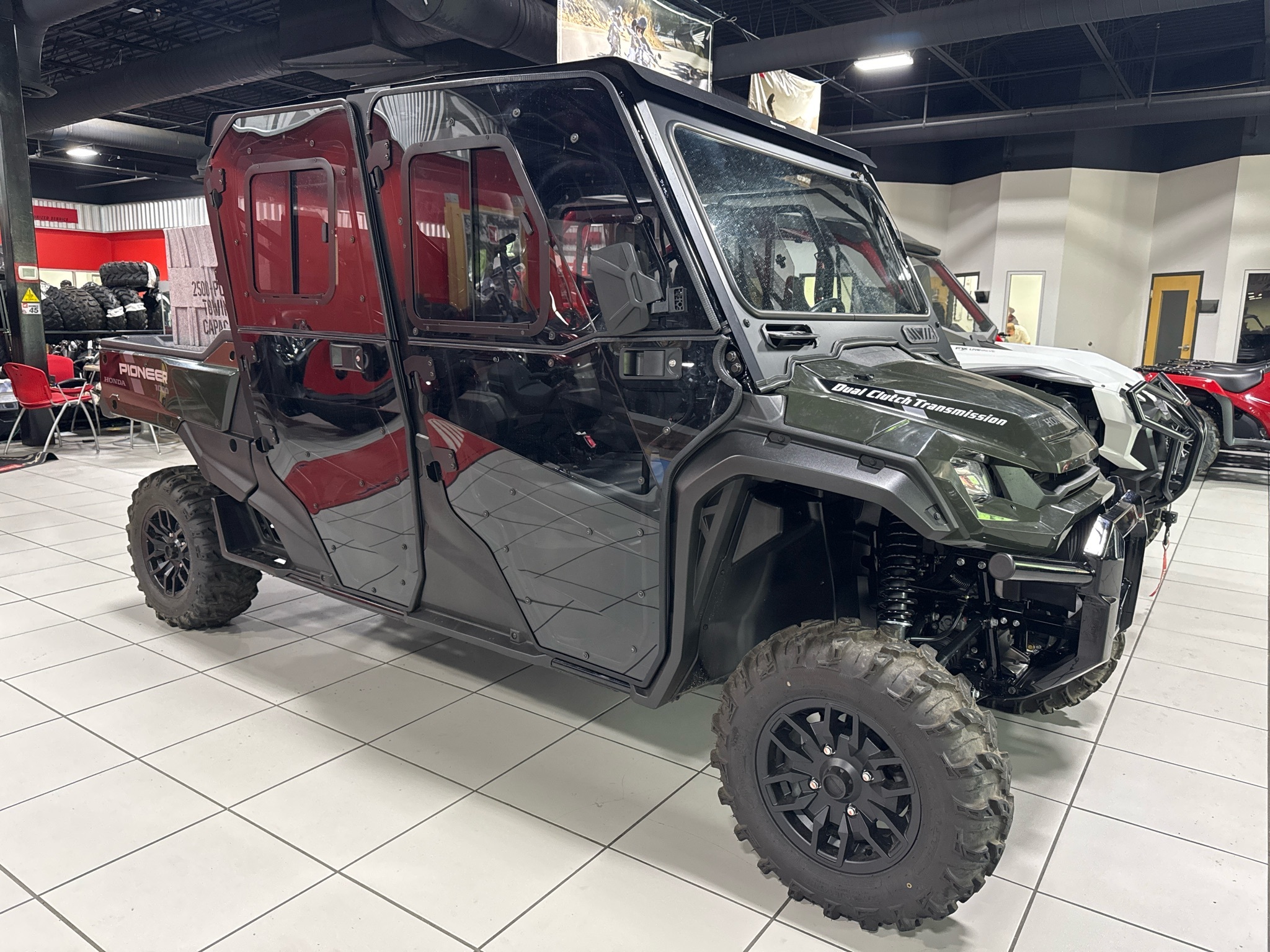 2025 Honda Pioneer 1000-6 Deluxe Crew UTV/Utility ATV