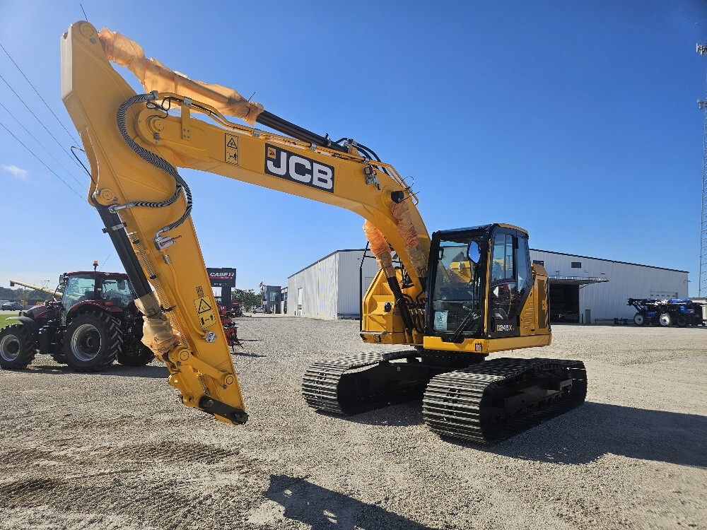2025 JCB 245XR in Wamego, KS