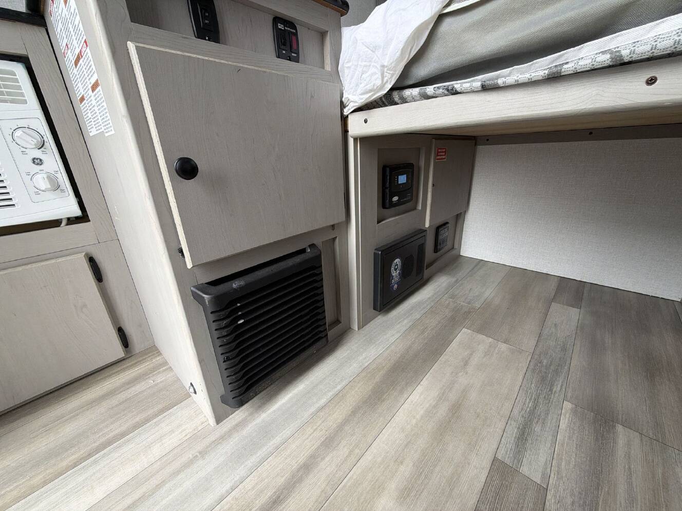 A photo of this 2023 Coachmen VIKING 9.0 TD