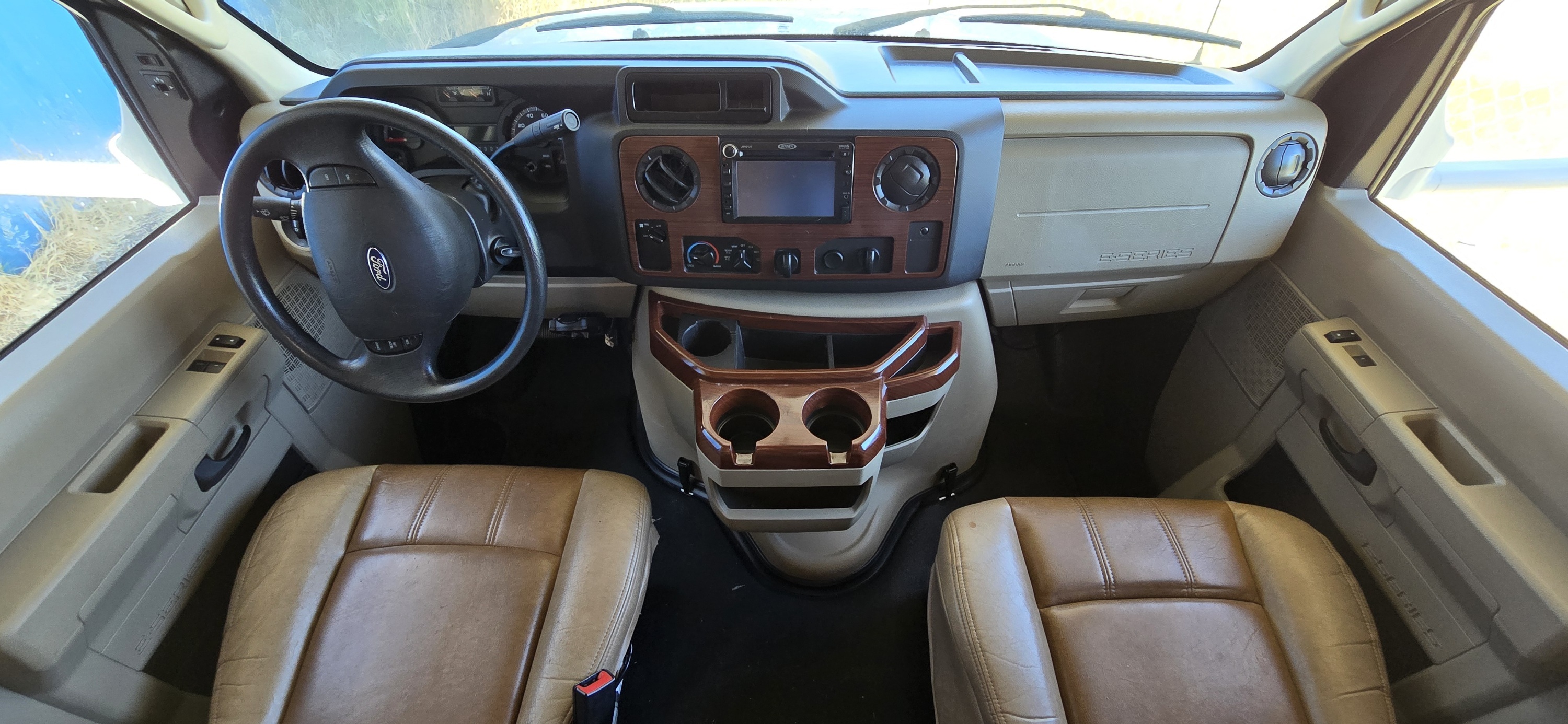 2015 Coachmen LEPRECHAUN 280 DS in salem OR