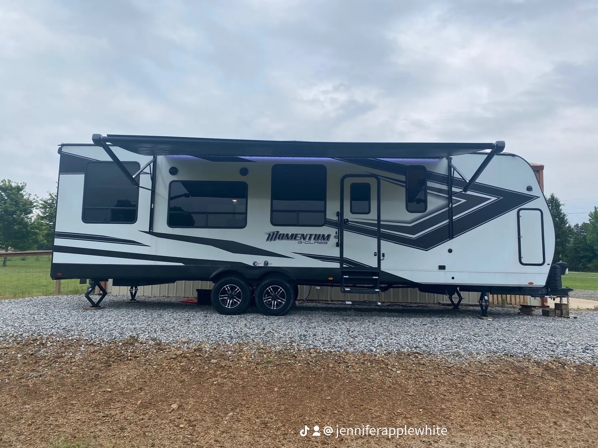 2022 Grand Design MOMENTUM G-CLASS 30G RV