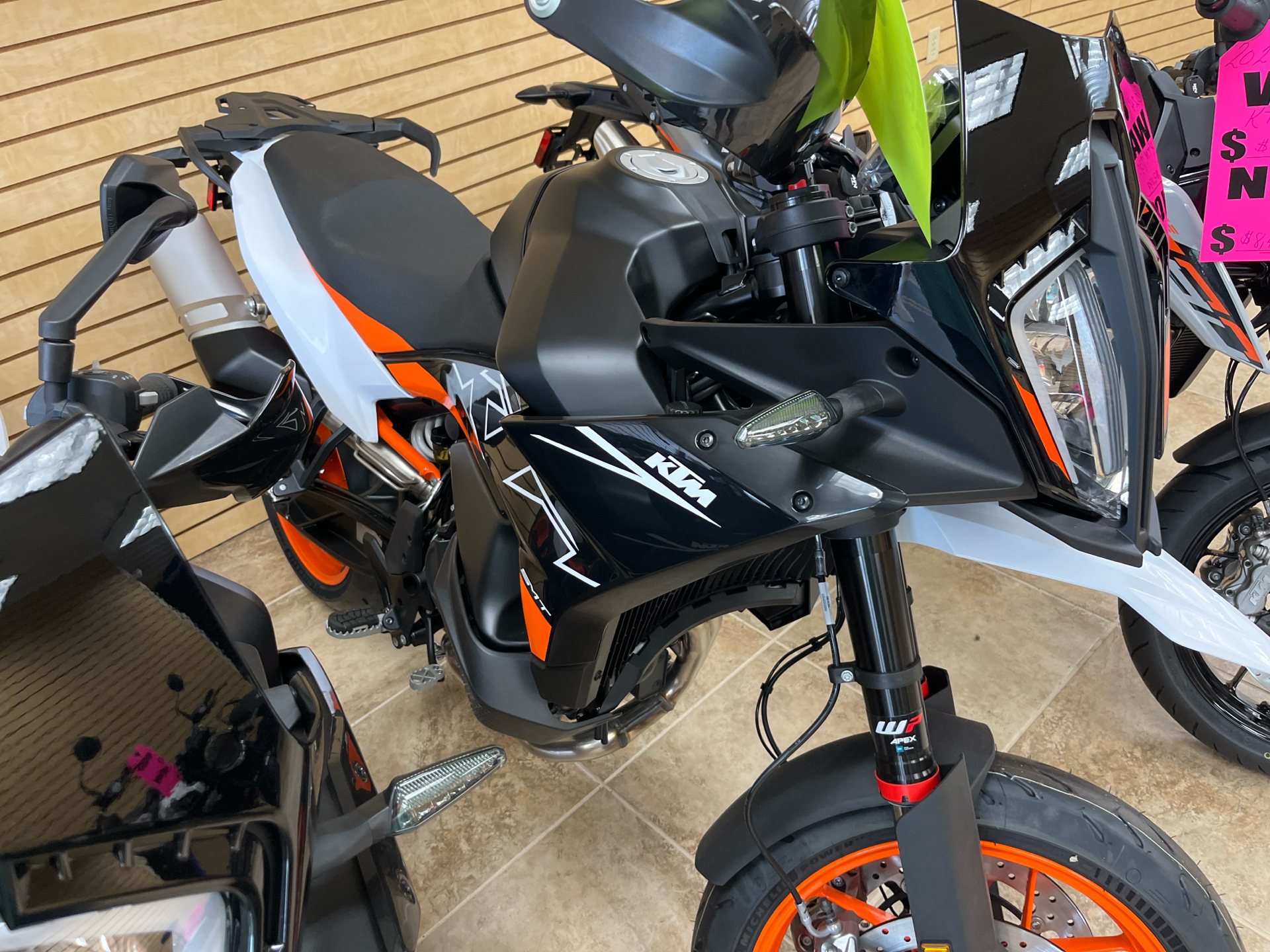 2024 KTM 890 SMT 890 in Berkeley Springs, WV
