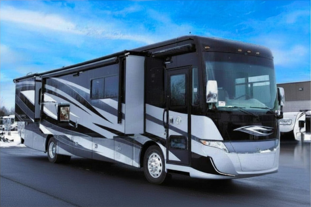 2018 Tiffin Motorhomes ALLEGRO RED 37PA Class A Diesel Motorhome - Diesel Pusher RV