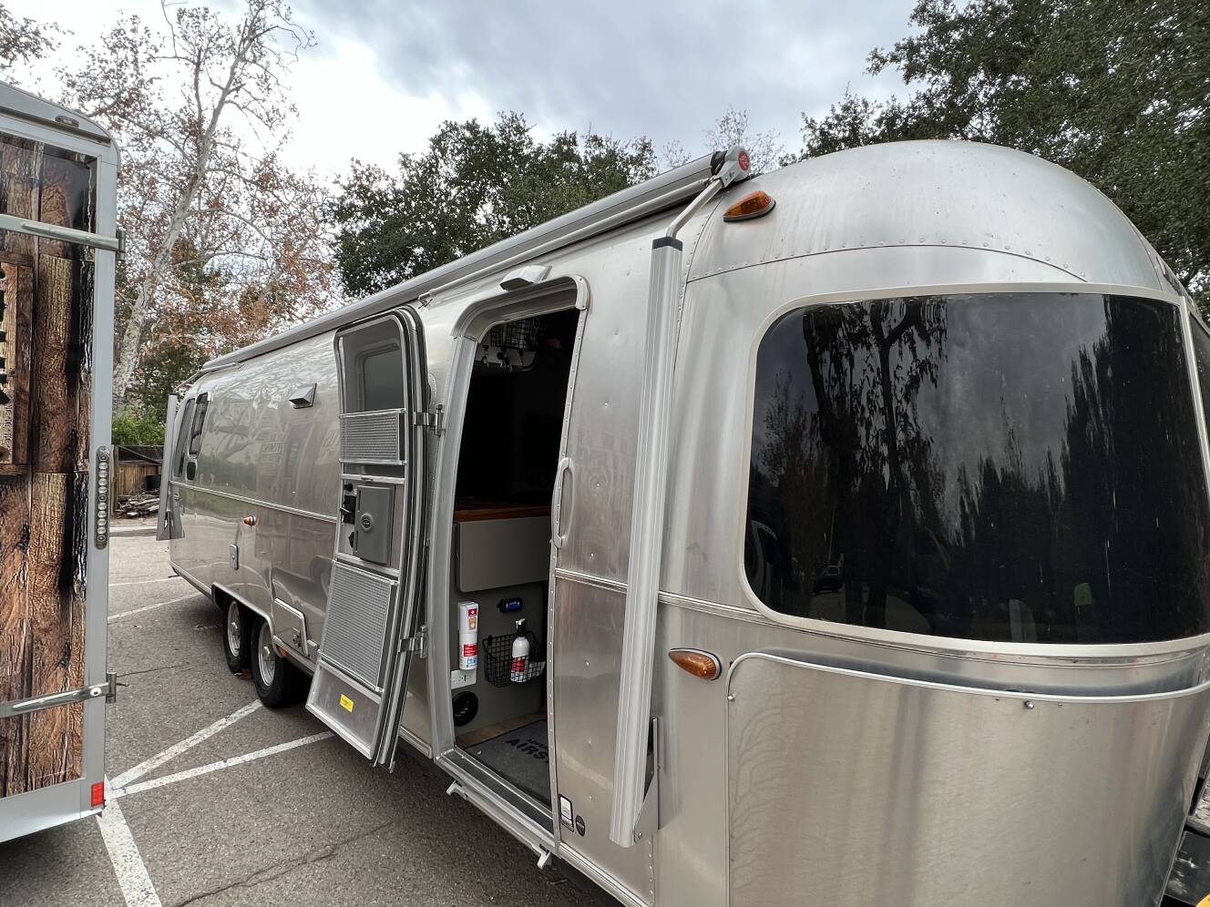 A photo of this 2019 Airstream INTERNATIONAL SERENITY 30RBQ