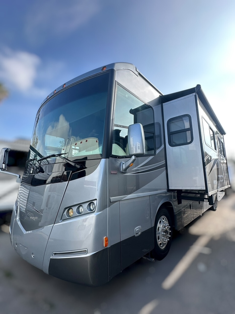 2013 Winnebago Itasca MERIDIAN 36M in redlands CA