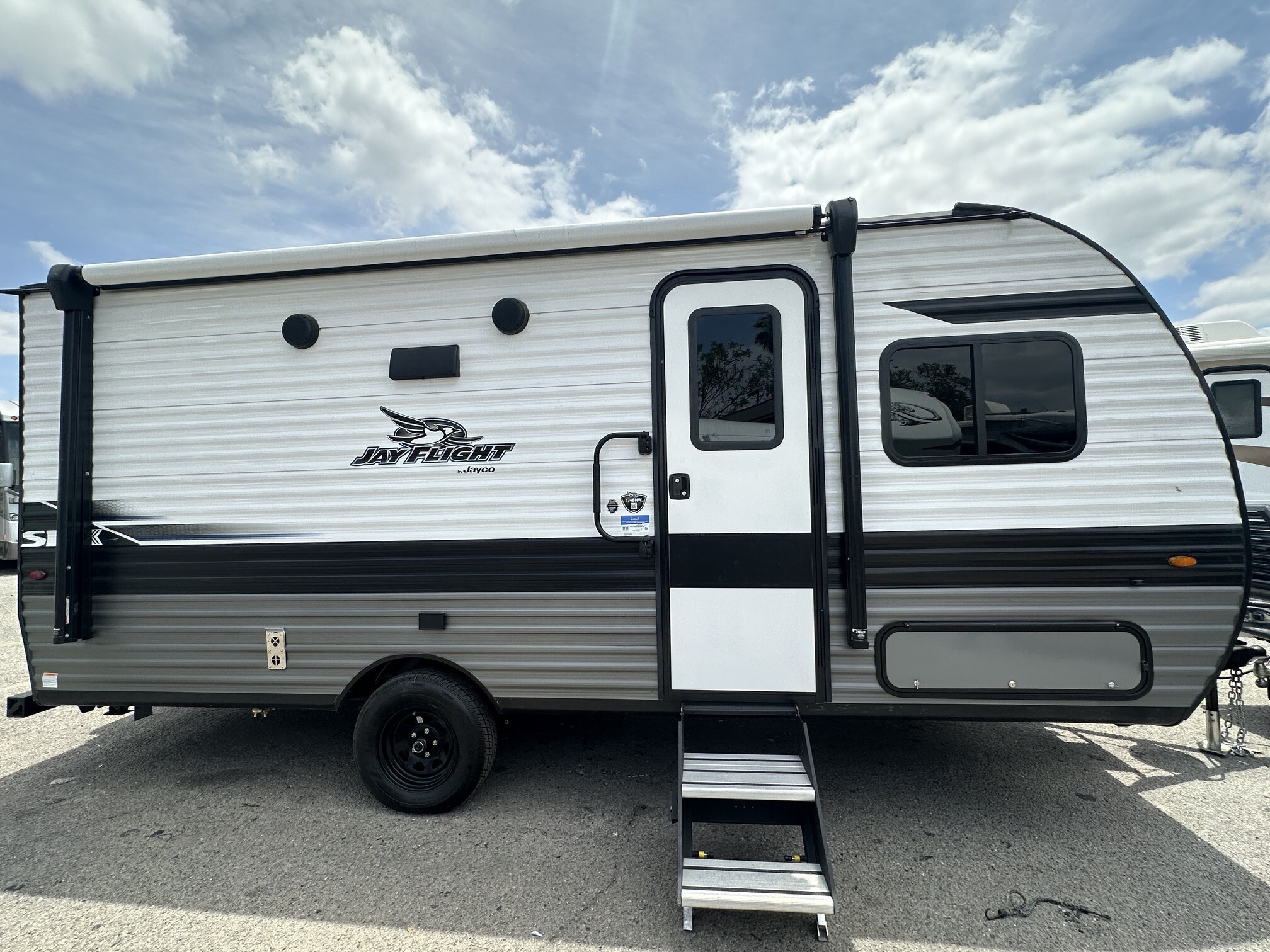 2024 Jayco JAY FLIGHT SLX 174BHW RV