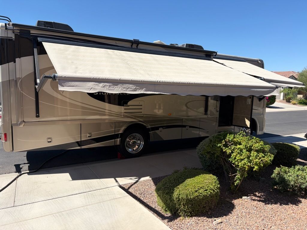 2015 Winnebago Sightseer 30A in buckeye AZ