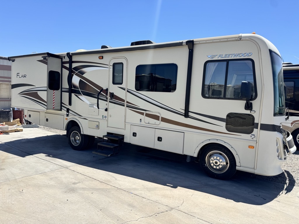 2016 Fleetwood FLAIR 30U in lake havasu city AZ
