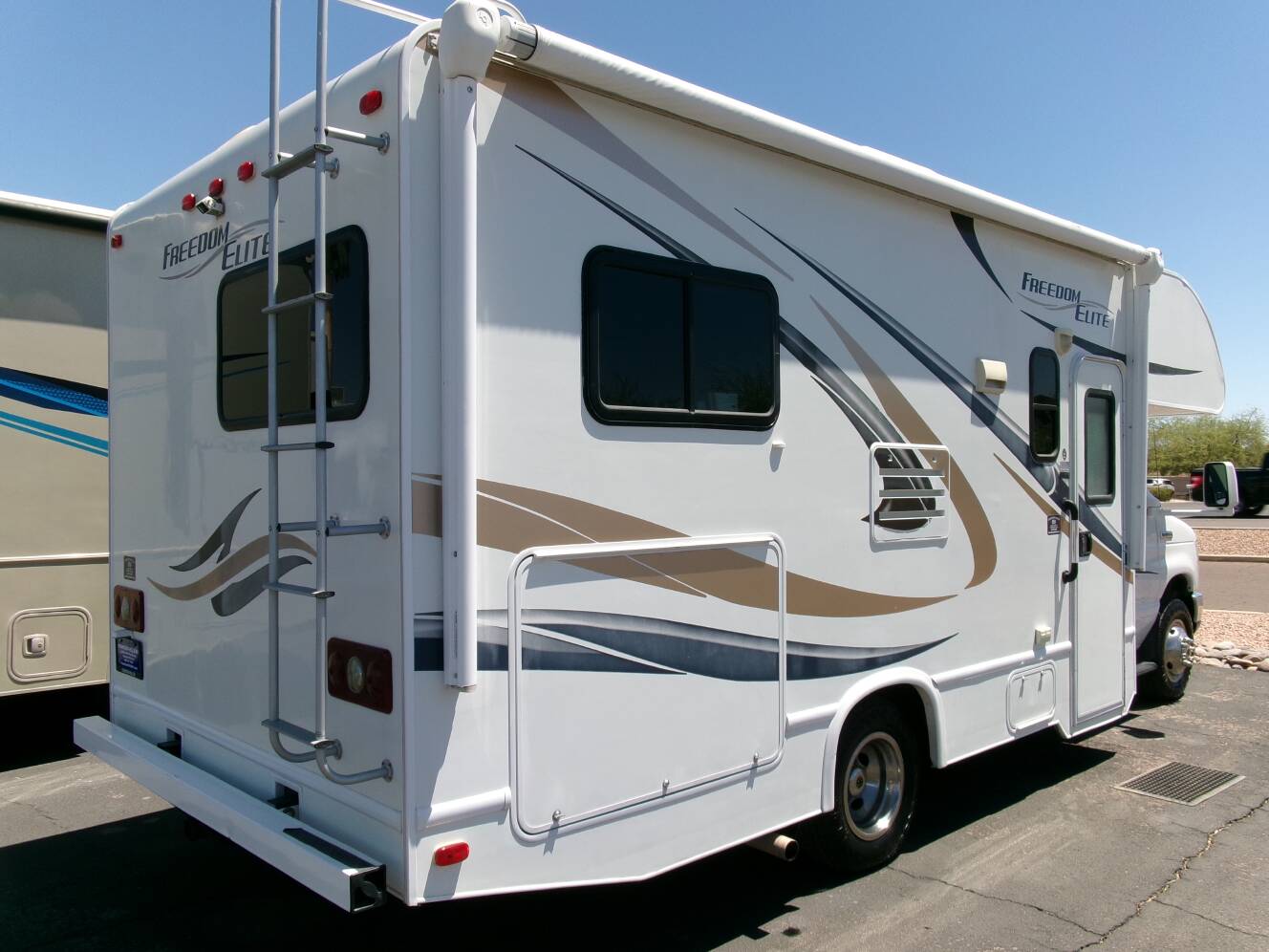 A photo of this 2015 Thor Motor Coach FREEDOM ELITE 22FE