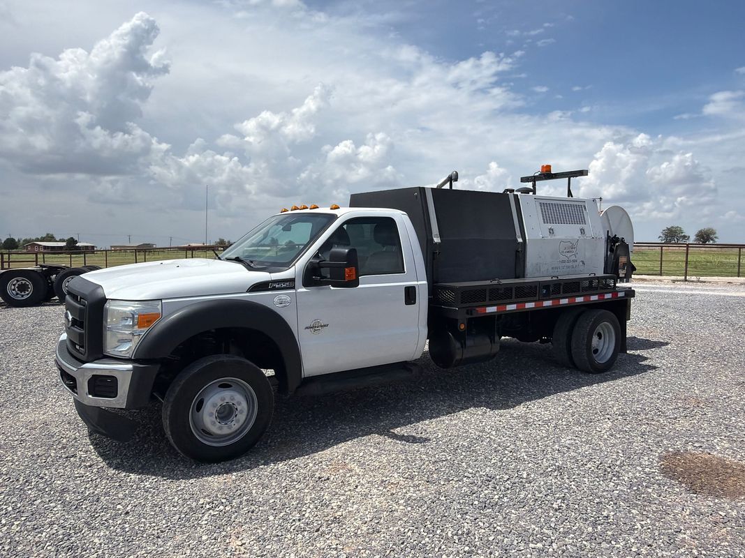 2016 FORD F550 in Yukon, OK