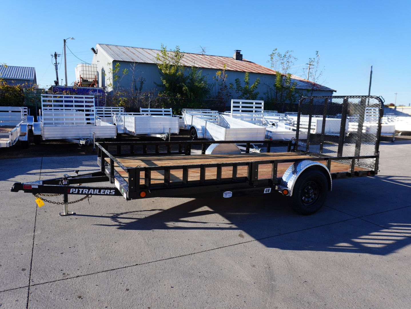 2026 PJ TRAILERS 83'x14ft Utility in East Bethel, MN