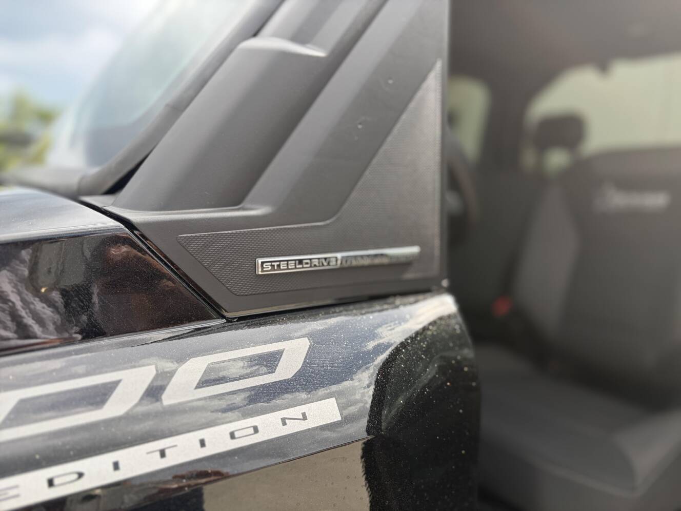 A photo of this 2026 Polaris RGR CREW XD 1500 NS TX EDITION BLCK CRYSTAL