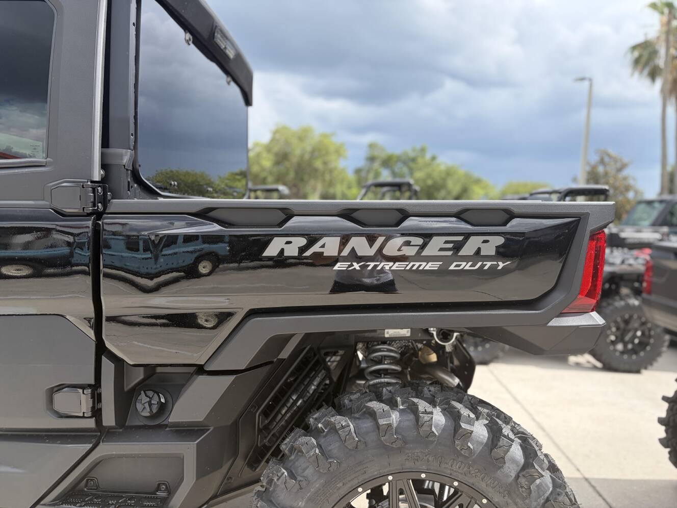 A photo of this 2026 Polaris RGR CREW XD 1500 NS TX EDITION BLCK CRYSTAL