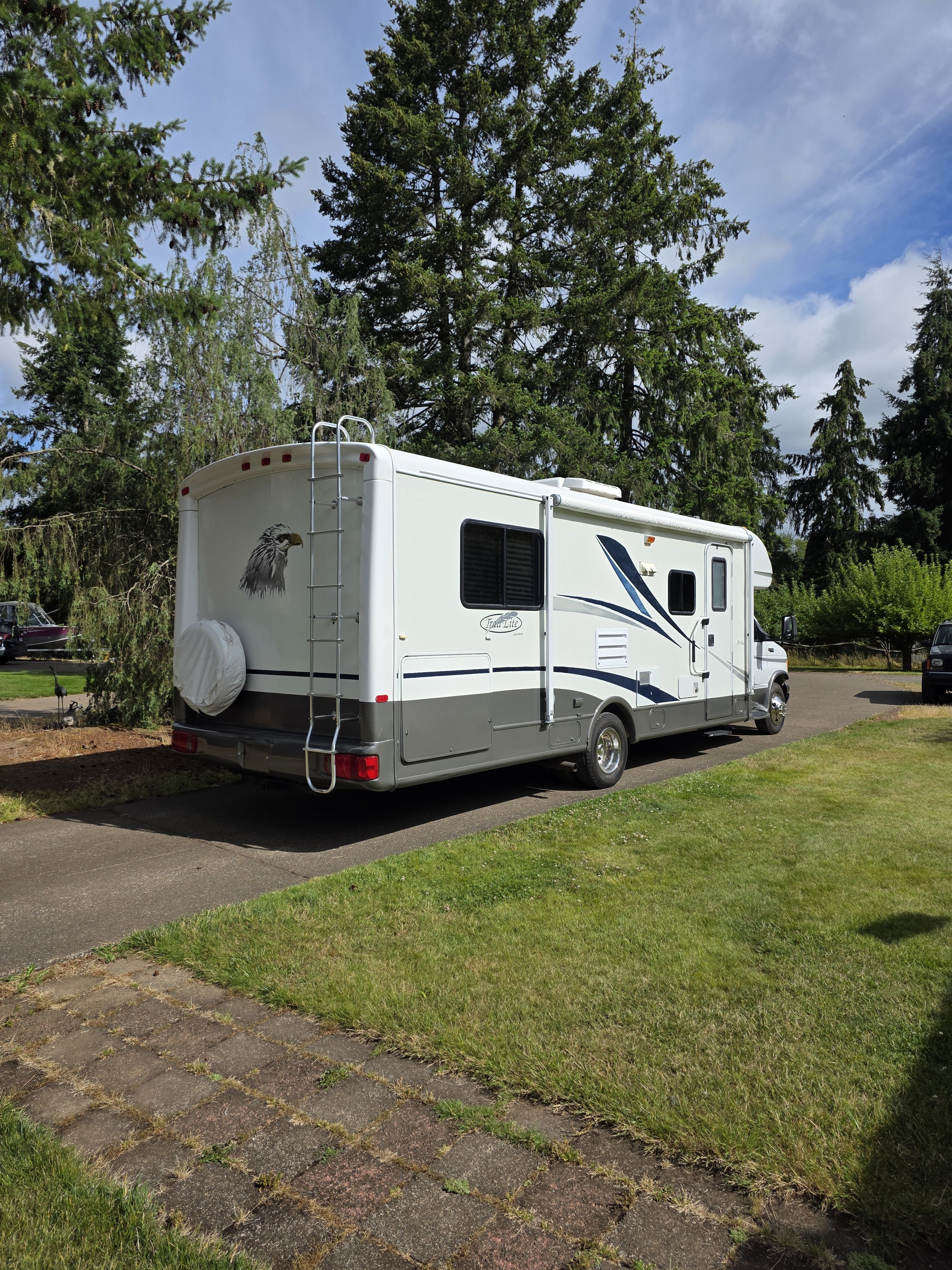 2005 R-Vision TRAIL LITE B PLUS 285 in oregon city OR