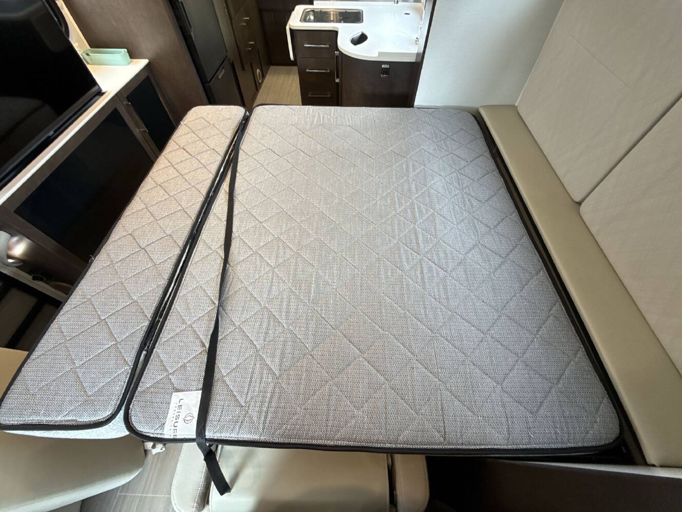A photo of this 2019 Leisure Travel UNITY U24MB