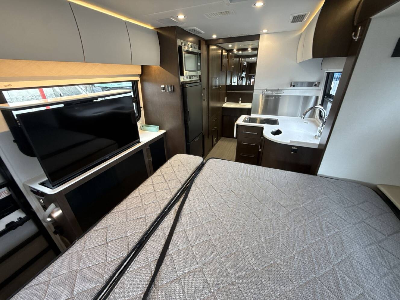 A photo of this 2019 Leisure Travel UNITY U24MB