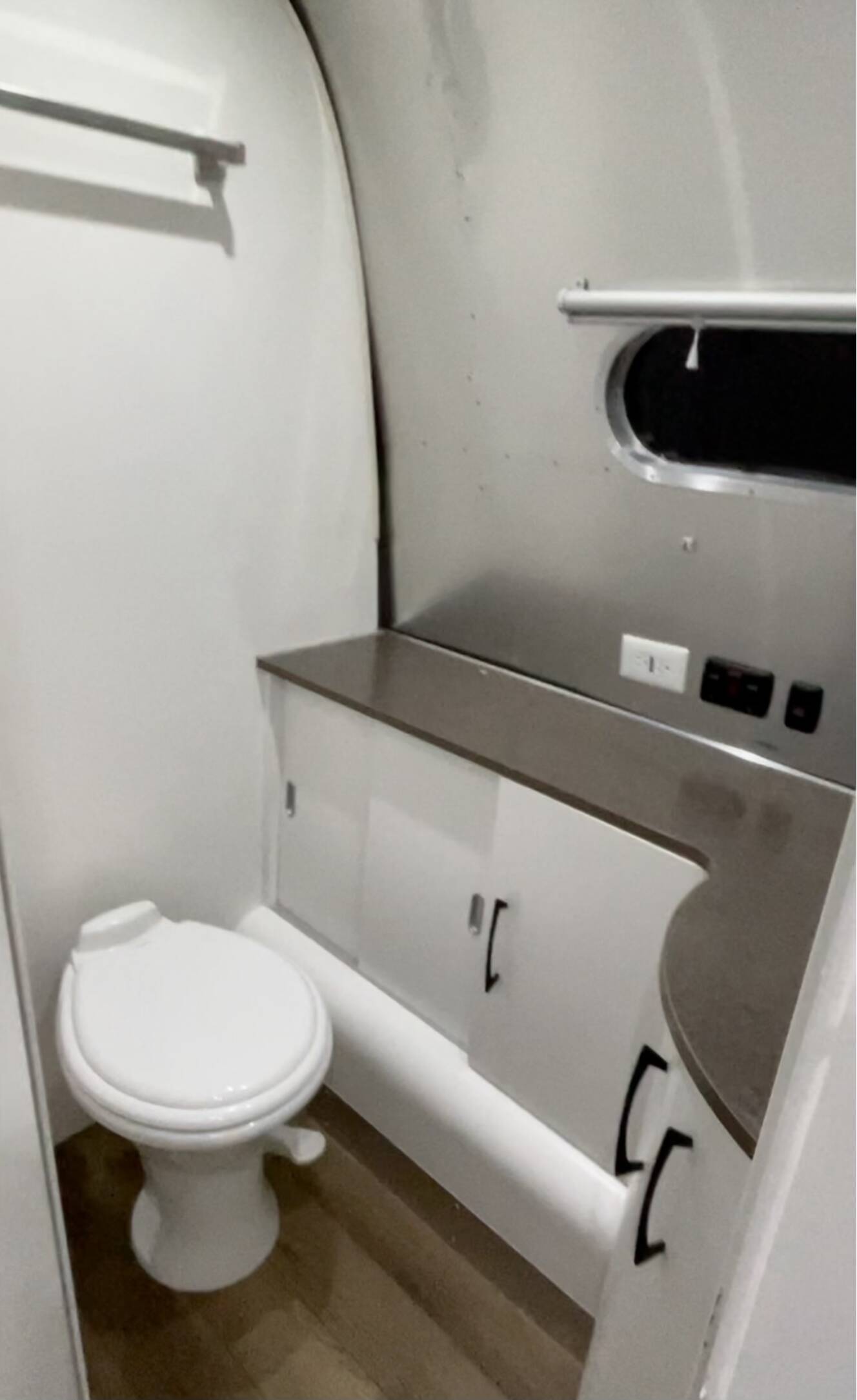 A photo of this 2019 Airstream INTERNATIONAL SERENITY 30RBQ