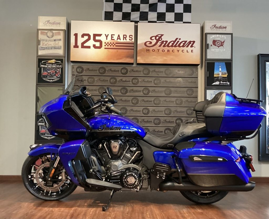 2026 Indian Pursuit Dark Horse 112 W/ Powerband Audio Deep B DARK HORSE in Huntsville, AL
