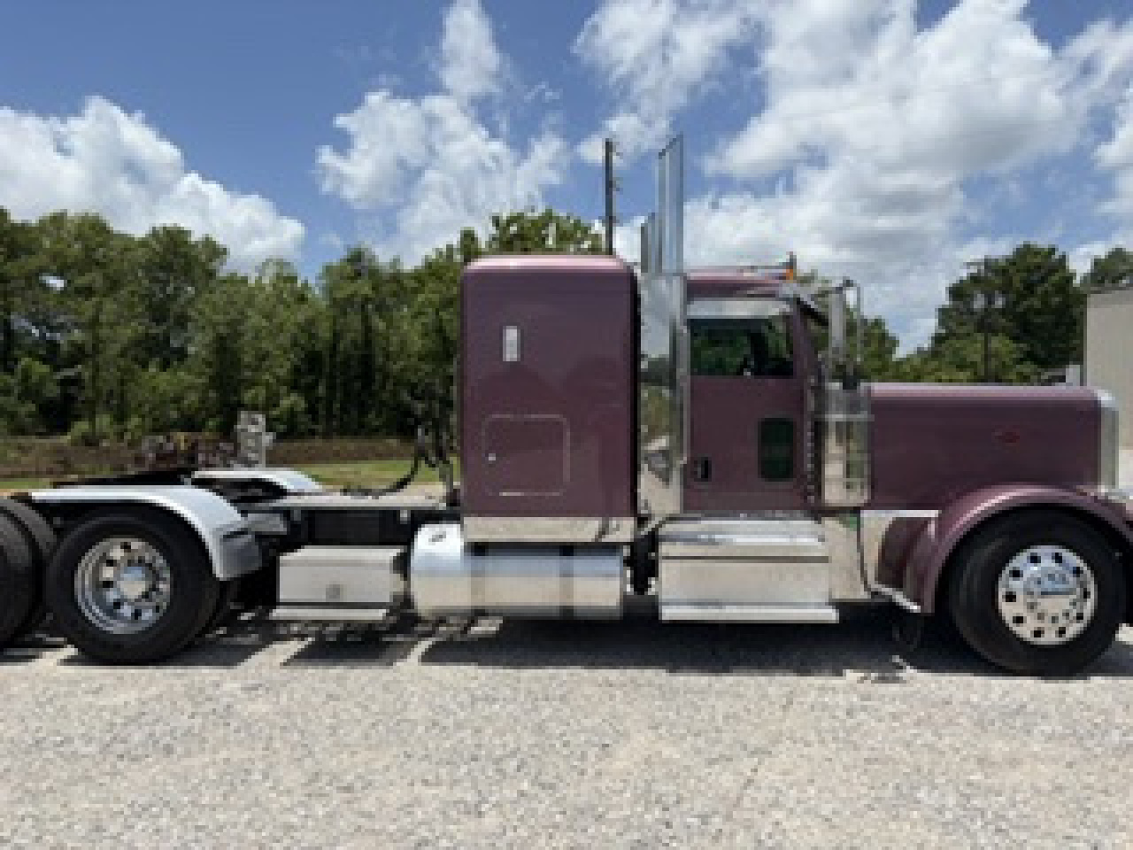 2020 PETERBILT 389 in Alexandria, LA