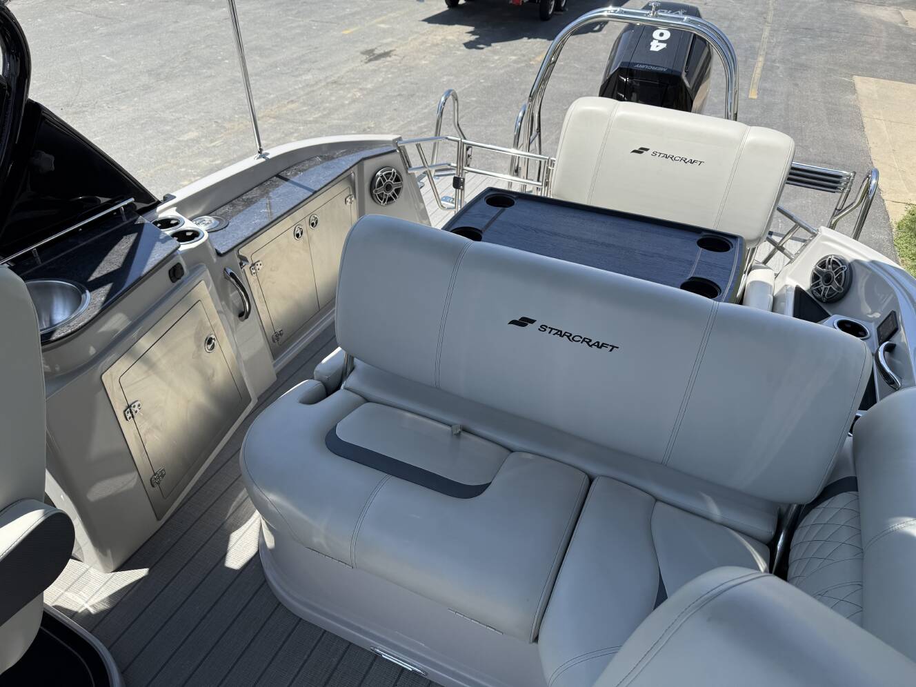 A photo of this 2025 Starcraft SX 25 DL DC
