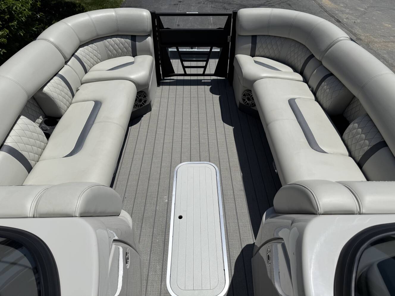 A photo of this 2025 Starcraft SX 25 DL DC